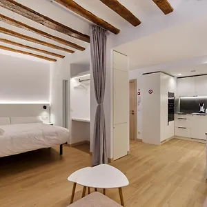 Tuapartamento Lofts Lindapamplona Pamplona